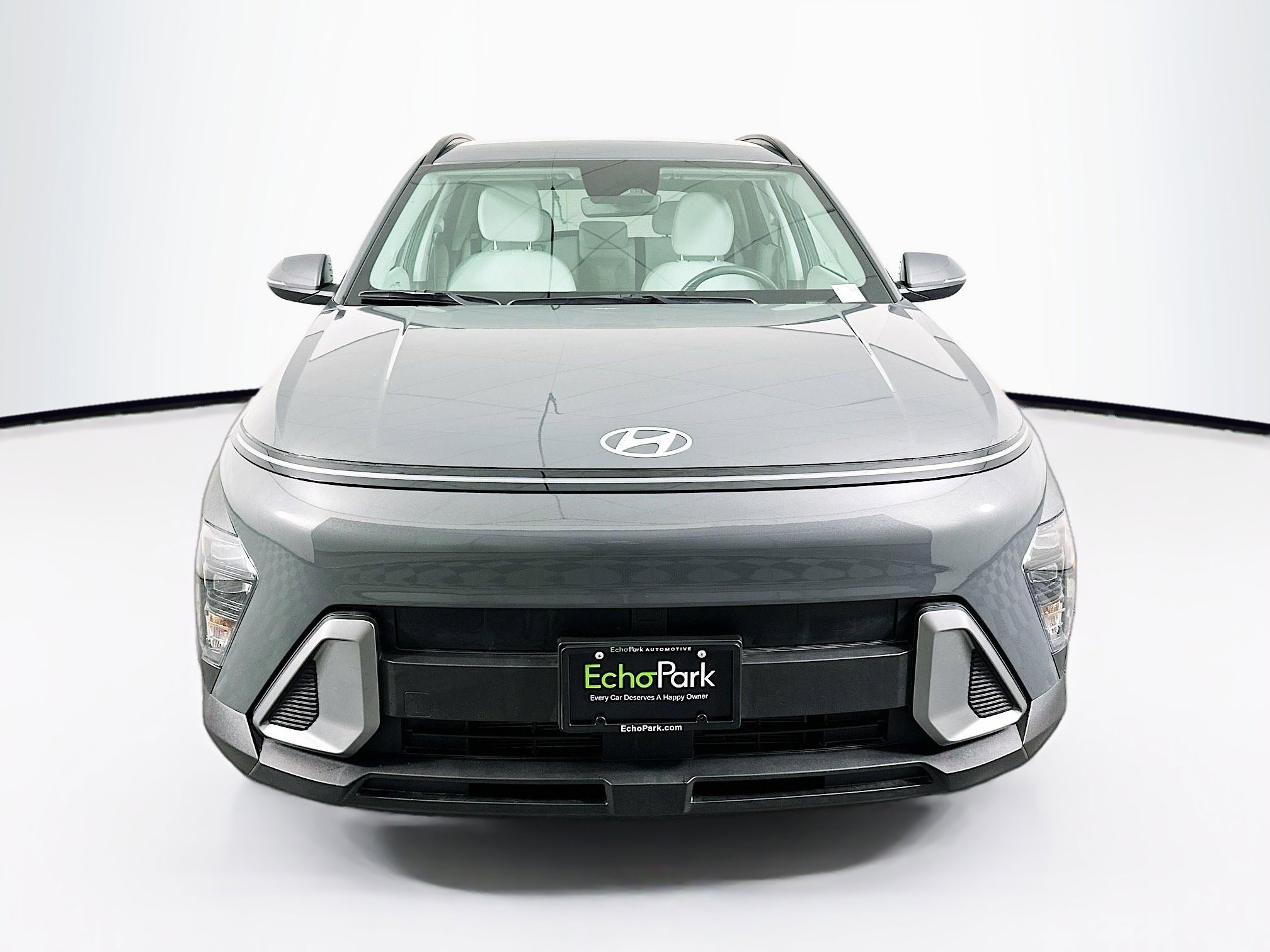 Used 2025 Hyundai Kona SEL image 2