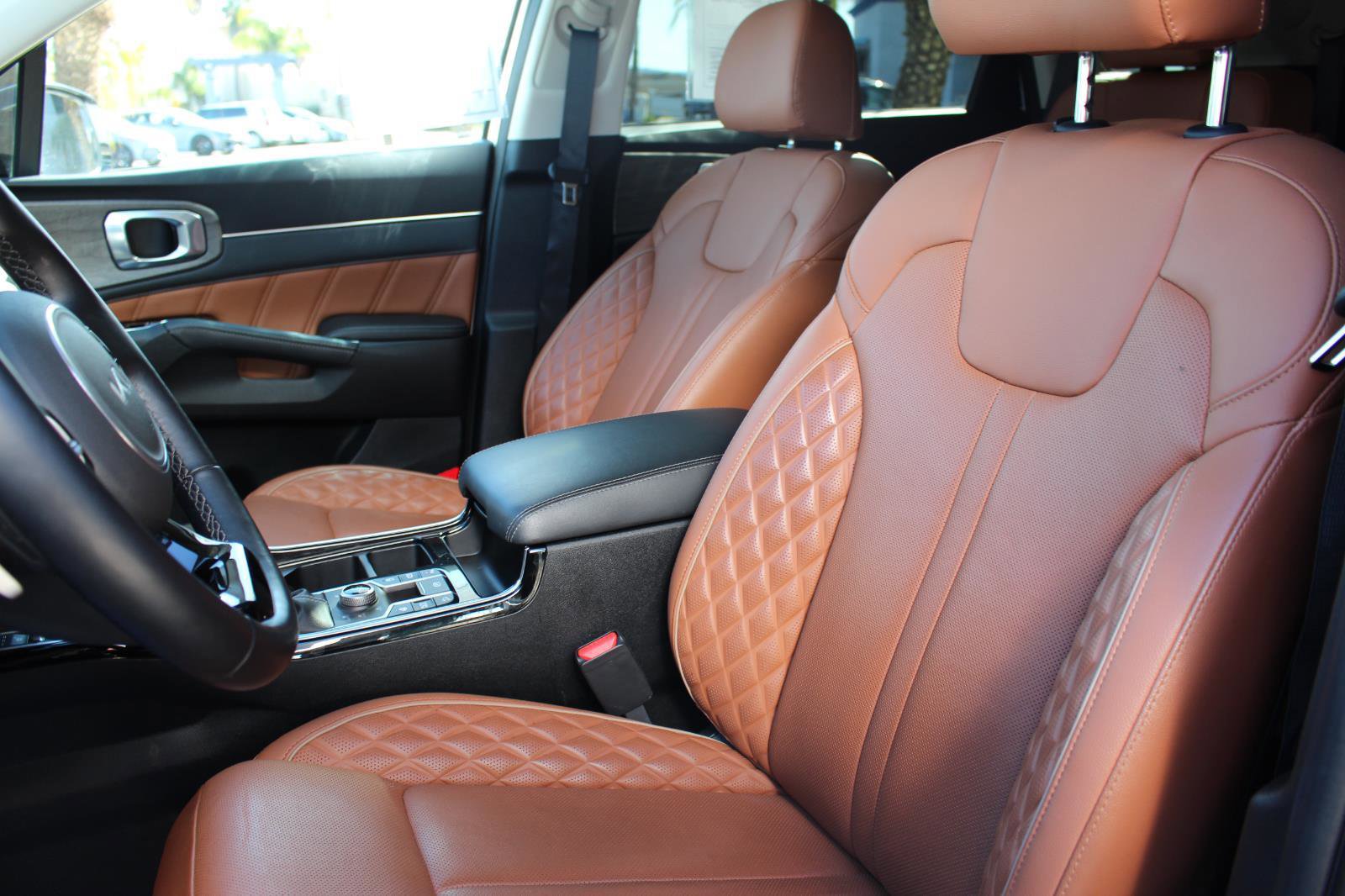 Used 2022 Kia Sorento SX Prestige w/ Rust Color Package image 16