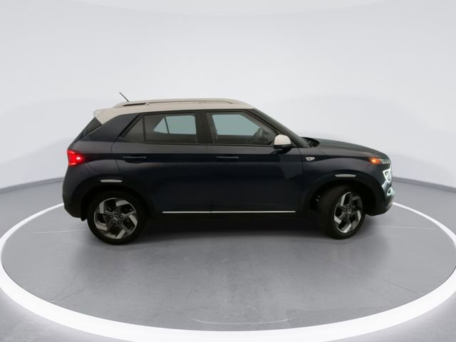 Used 2024 Hyundai Venue Limited FWD image 5