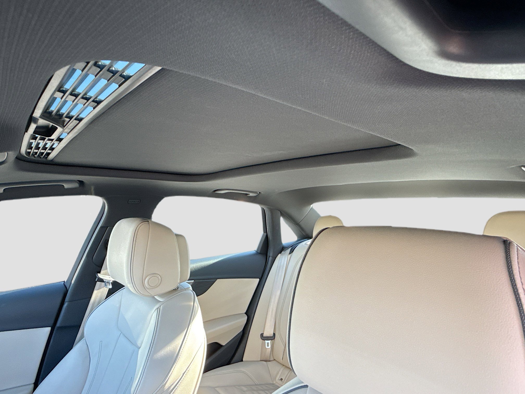 Used 2024 Audi A4 2.0T Premium w/ Convenience Package image 26