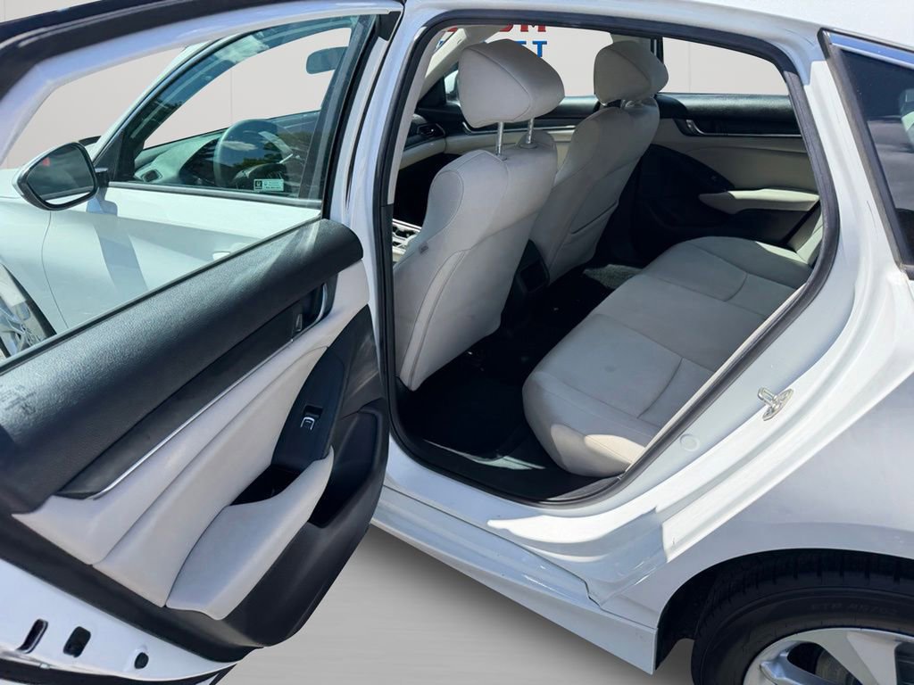 Used 2019 Honda Accord LX image 26