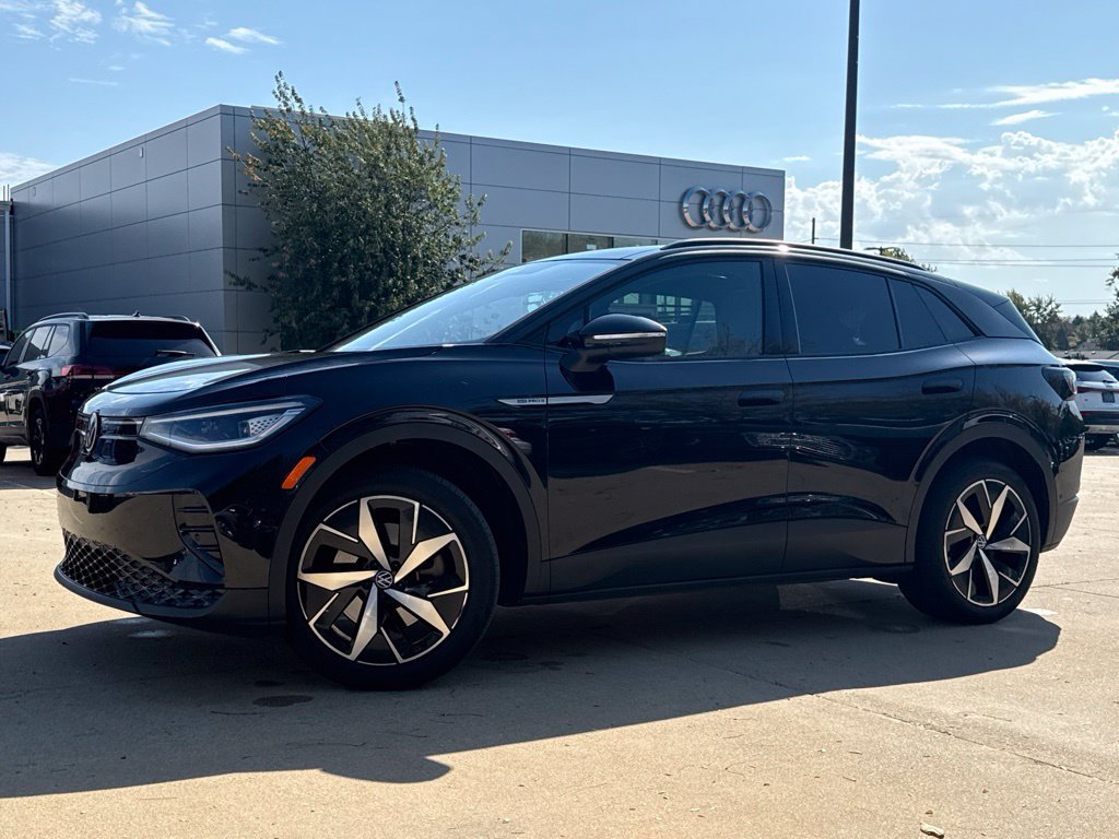 Used 2023 Volkswagen ID.4 Pro S AWD/4WD image 6