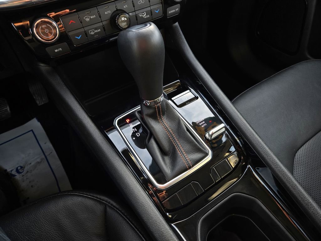 Used 2022 Jeep Compass Limited image 22