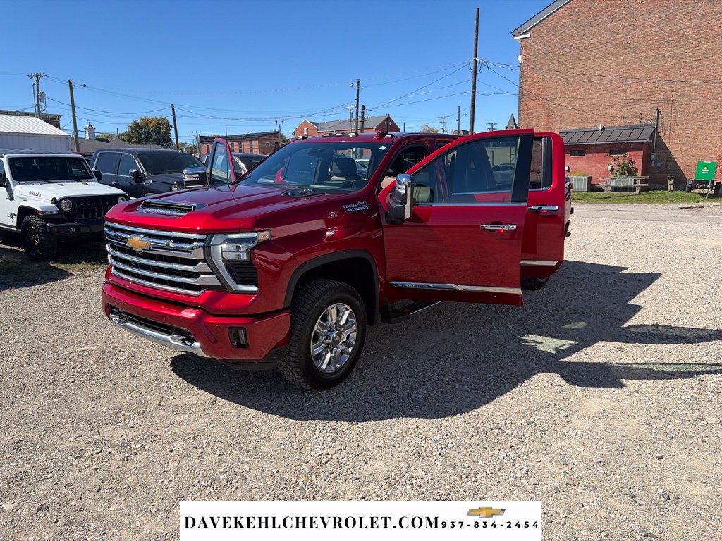 Used 2025 Chevrolet Silverado 3500 High Country w/ High Country Premium Package AWD/4WD image 29