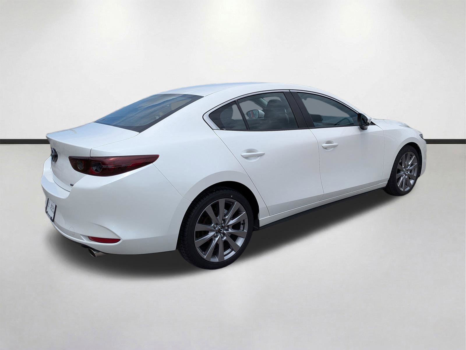 Used 2021 MAZDA MAZDA3 s FWD image 4