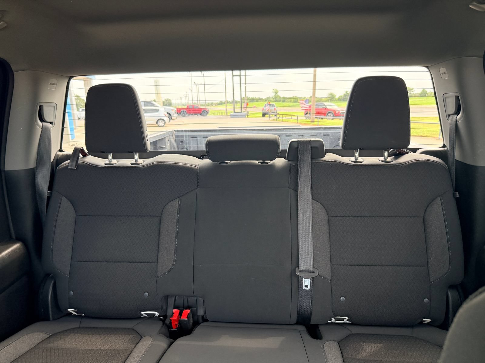 Used 2020 Chevrolet Silverado 1500 LT w/ Texas Edition AWD/4WD image 18
