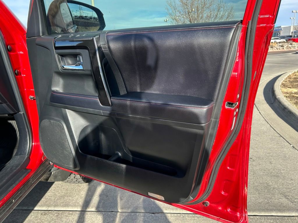 Used 2019 Toyota 4Runner TRD Off-Road Premium image 25