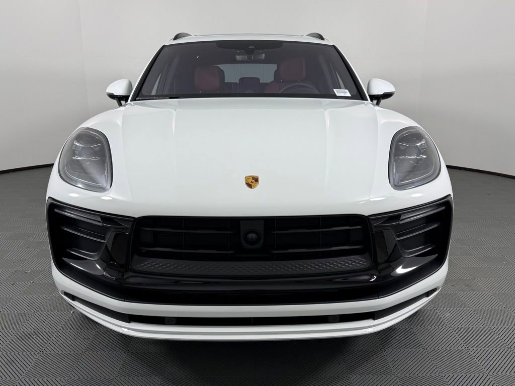 Certified 2026 Porsche Macan Turbo image 10