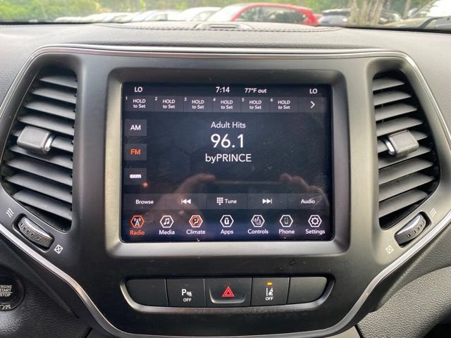 Used 2022 Jeep Cherokee Latitude Lux FWD image 13