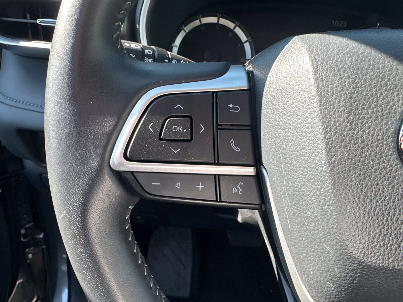 Used 2026 Toyota Highlander XLE AWD/4WD image 6