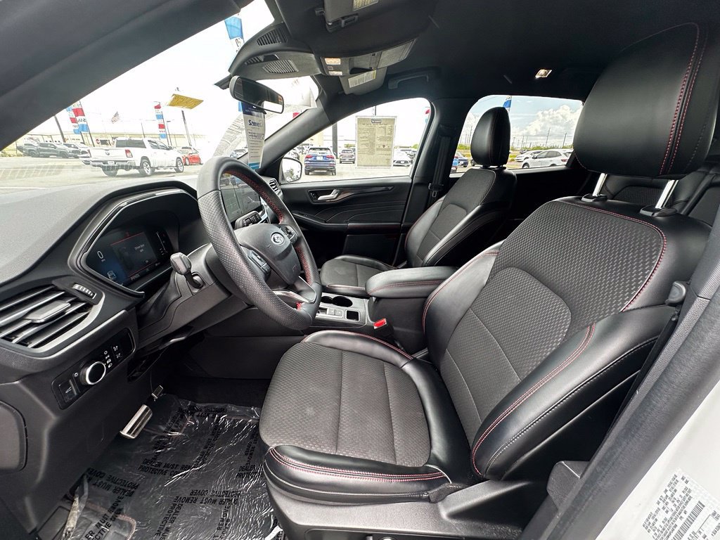 Certified 2023 Ford Escape ST-Line w/ Tech Pack #1 FWD image 19