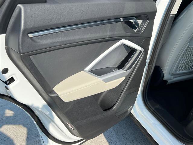 Certified 2022 Audi Q3 2.0T Premium AWD/4WD image 22
