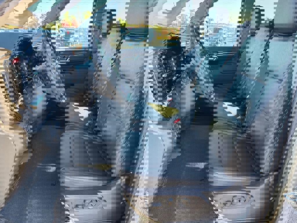 Used 2024 Chevrolet Silverado 3500 LTZ image 5