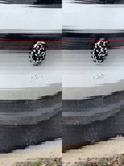 Used 2021 Volkswagen ID.4 Pro S image 4