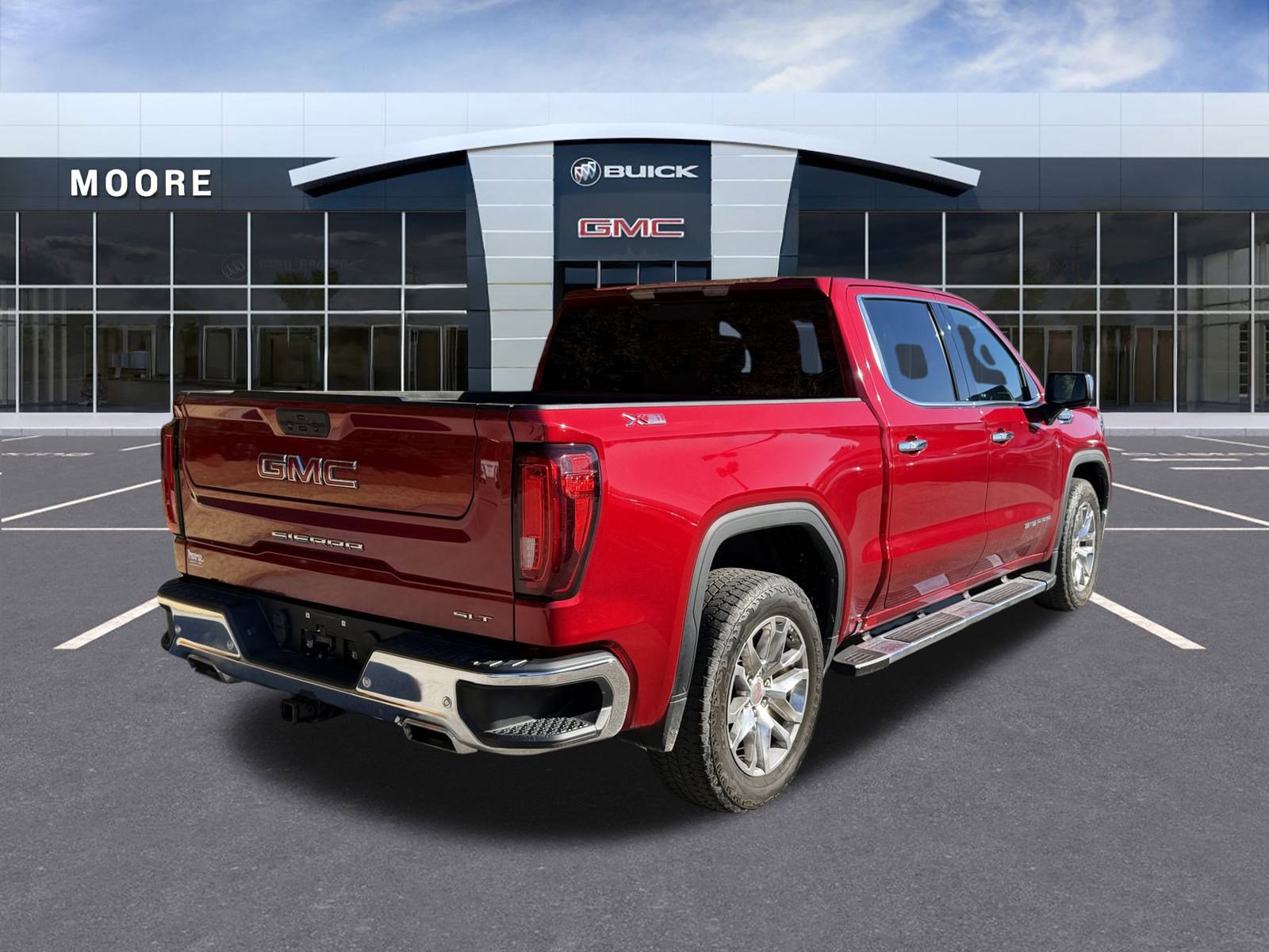 Used 2021 GMC Sierra 1500 SLT w/ SLT Premium Plus Package image 4