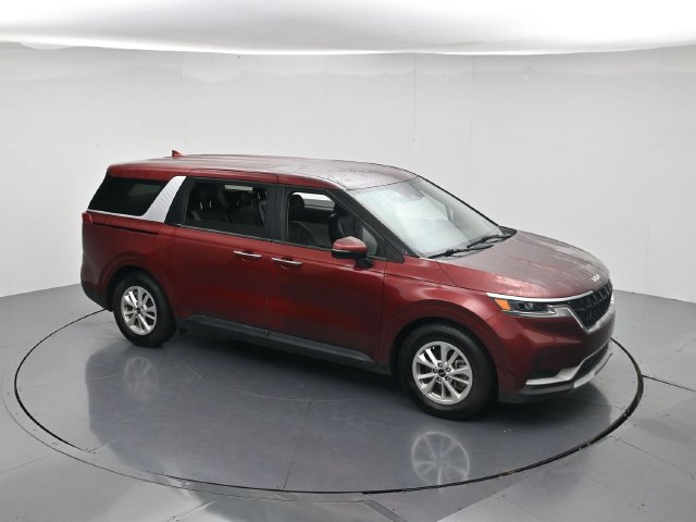 Used 2024 Kia Carnival LX FWD image 40