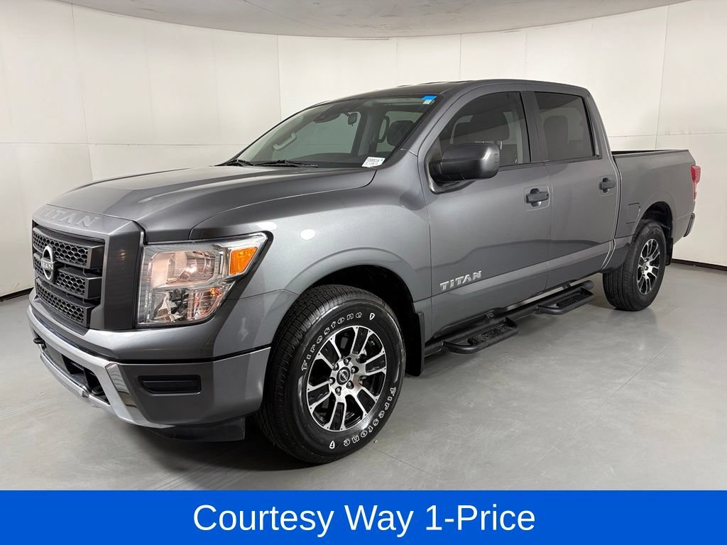 Used 2024 Nissan Titan SV AWD/4WD image 5