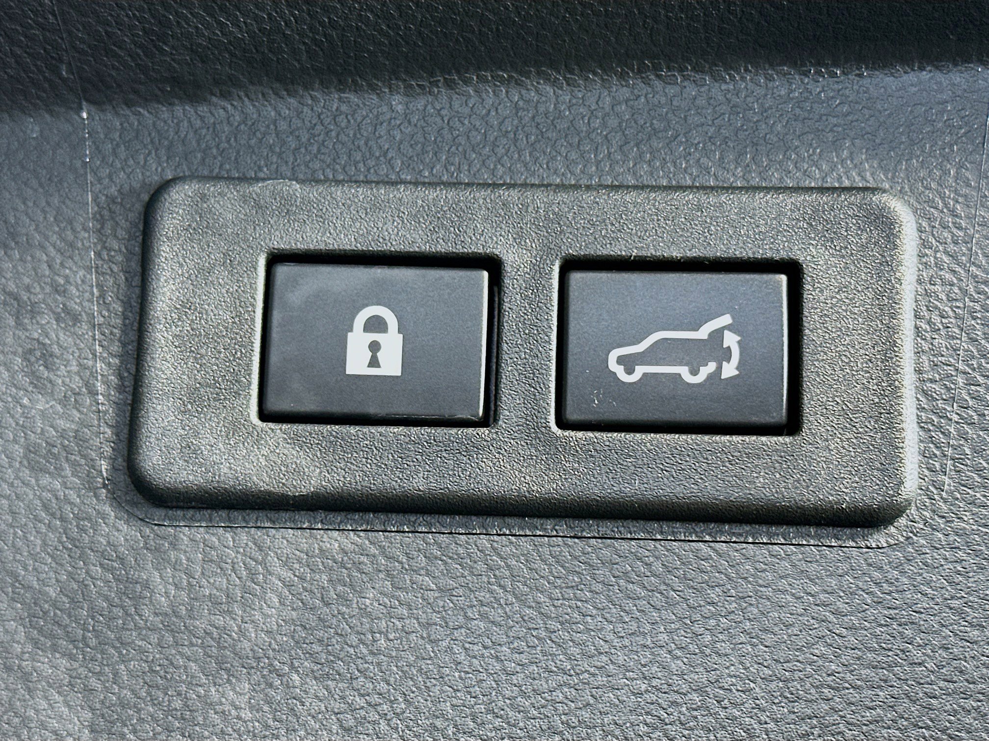 Used 2025 Subaru Outback Premium AWD/4WD image 31