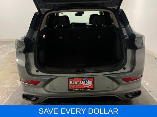 Used 2024 Buick Encore GX Avenir w/ Avenir Convenience Package FWD image 6