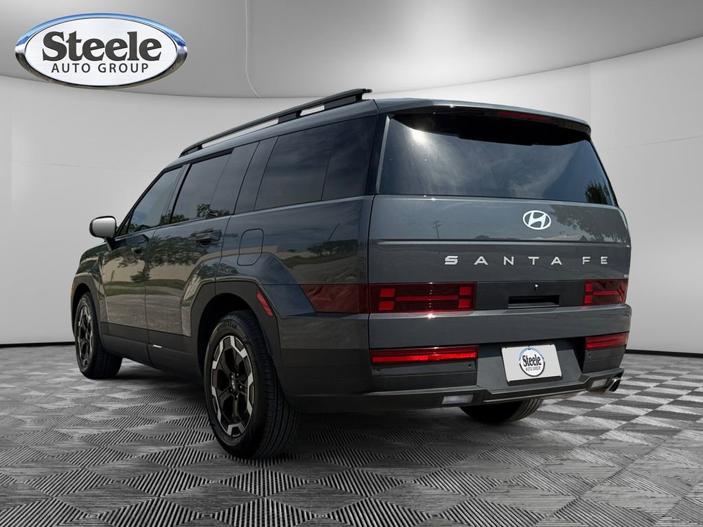 Used 2025 Hyundai Santa Fe SEL image 3