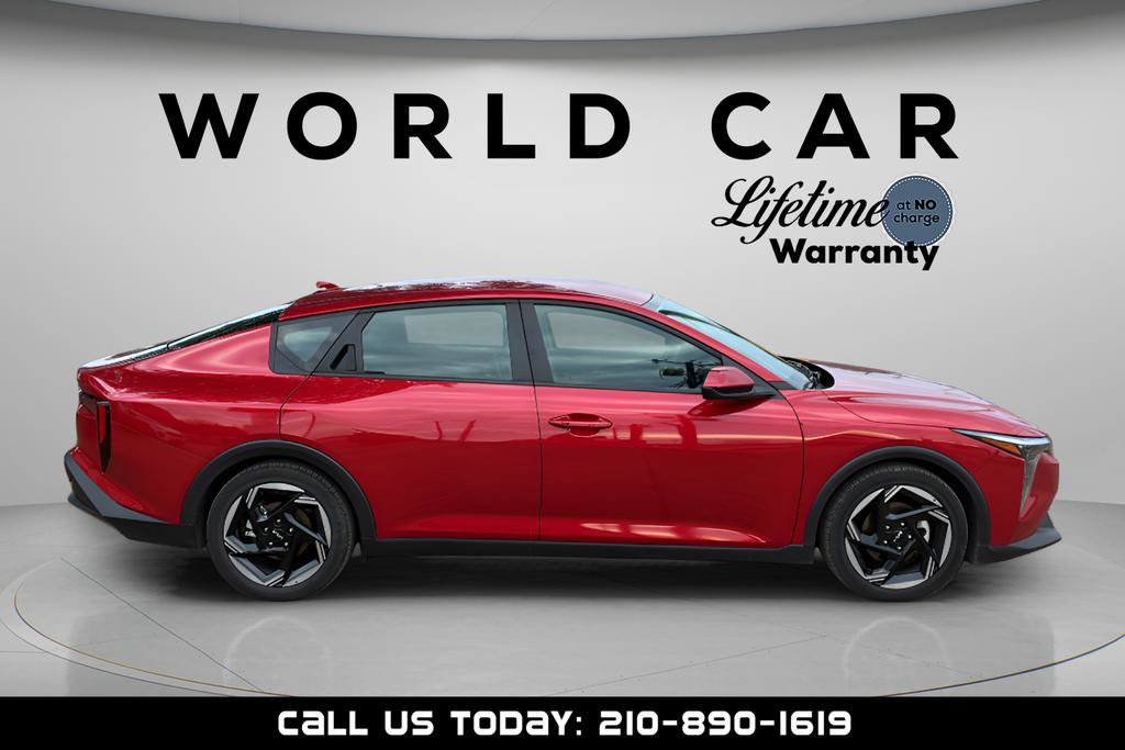 Used 2025 Kia K4 EX image 14