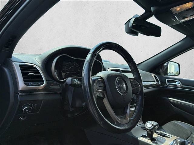 Used 2015 Jeep Grand Cherokee Overland AWD/4WD image 10