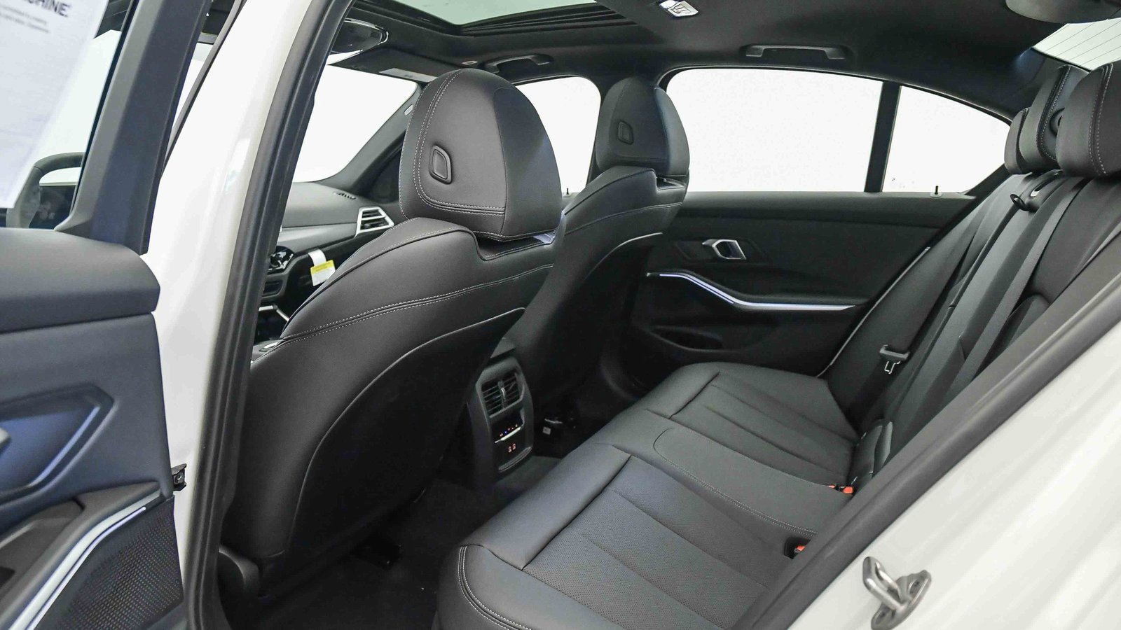 New 2026 BMW 330i Sedan w/ Convenience Package image 20