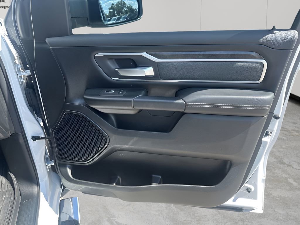 Used 2021 RAM 1500 Big Horn image 14