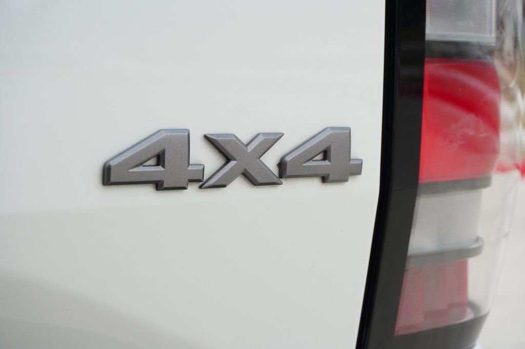 Used 2022 Nissan Frontier S w/ Technology Package image 8