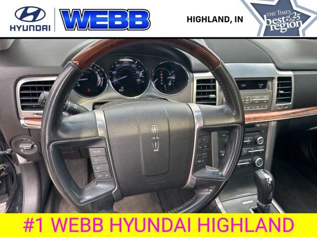 Used 2011 Lincoln MKZ image 25