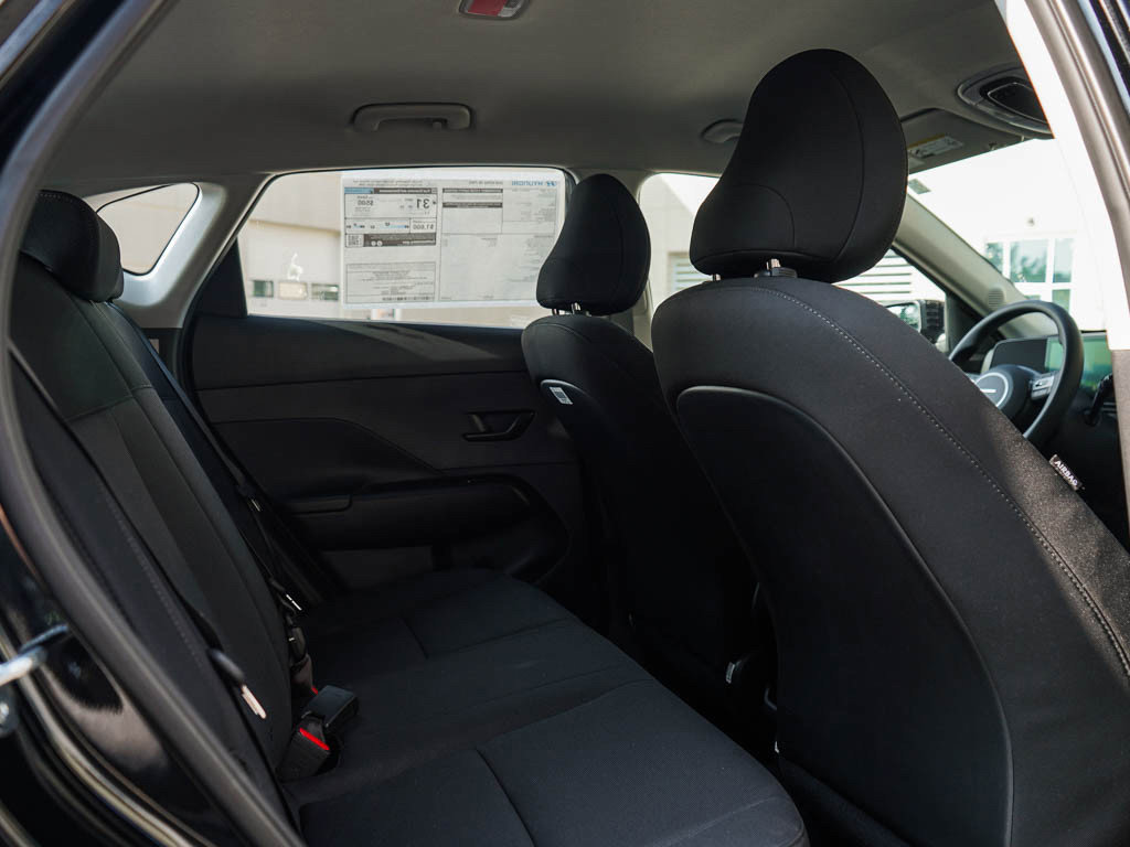 New 2026 Hyundai Kona SE image 11