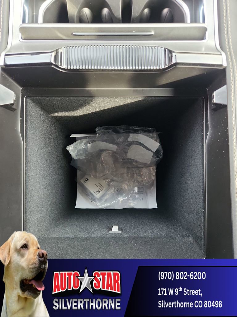 New 2025 Jeep Wagoneer L Series II w/ Convenience Group I image 21