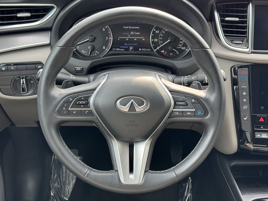 Used 2023 INFINITI QX50 Luxe AWD/4WD image 18