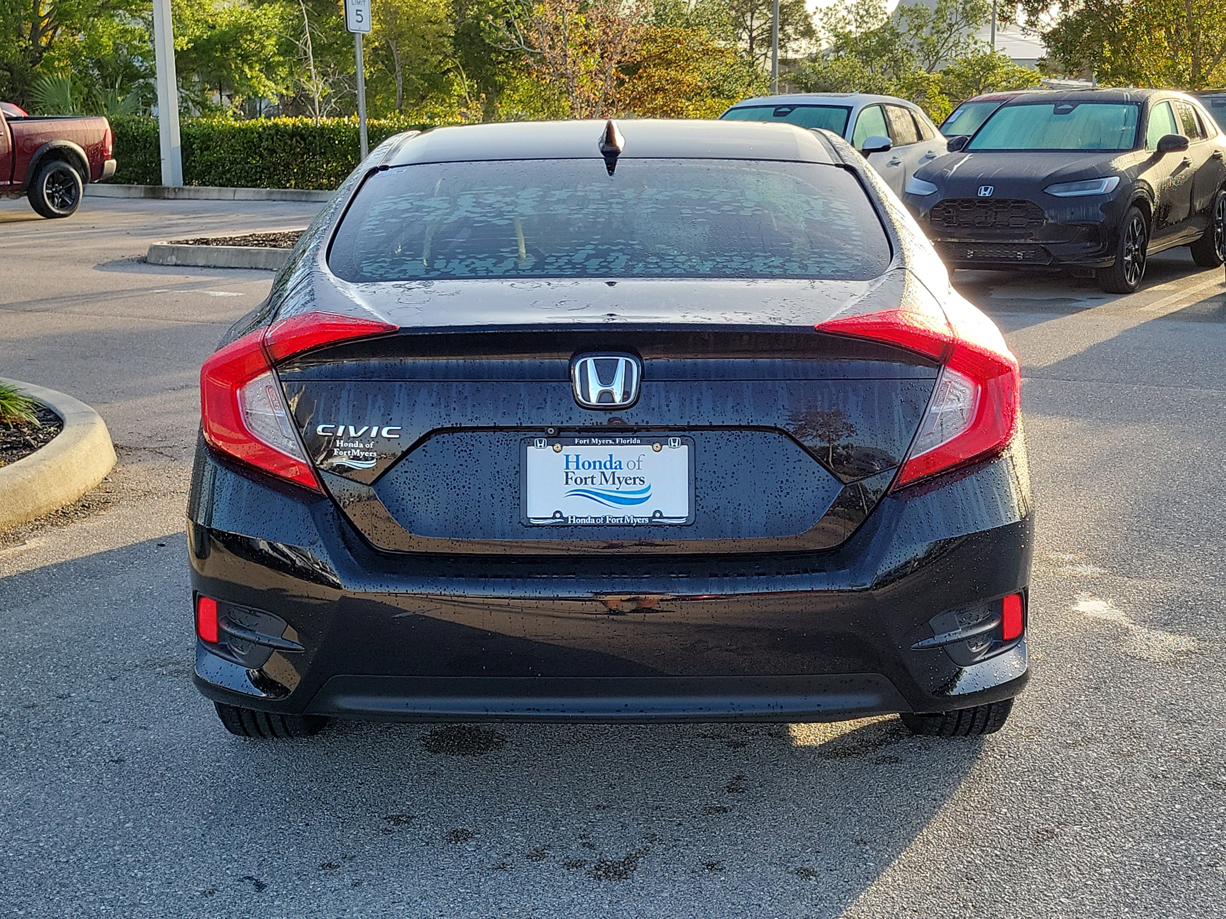 Used 2018 Honda Civic EX image 5