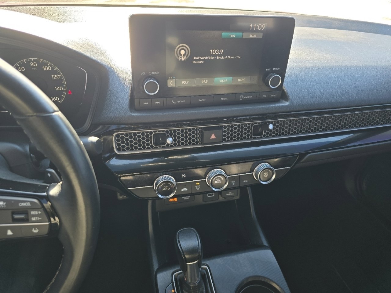 Certified 2023 Honda Civic Sport image 27