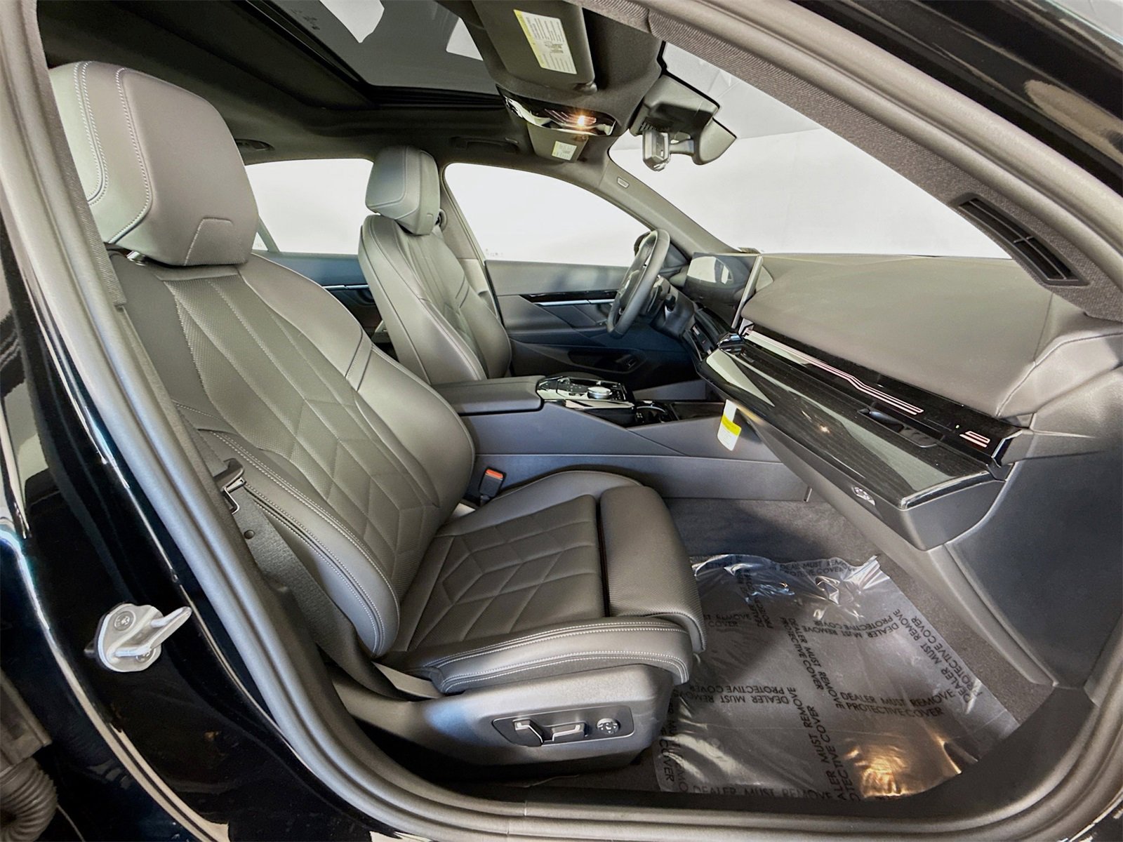 Used 2025 BMW 530i image 30