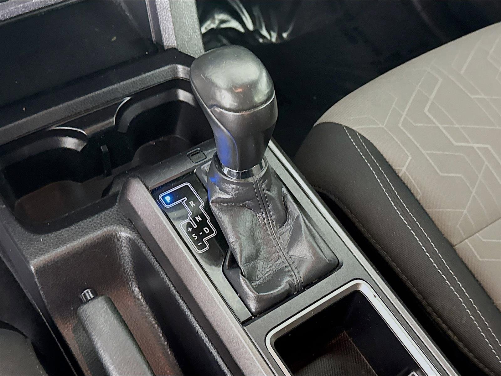 Used 2023 Toyota Tacoma TRD Sport w/ Advanced Technology Package image 18