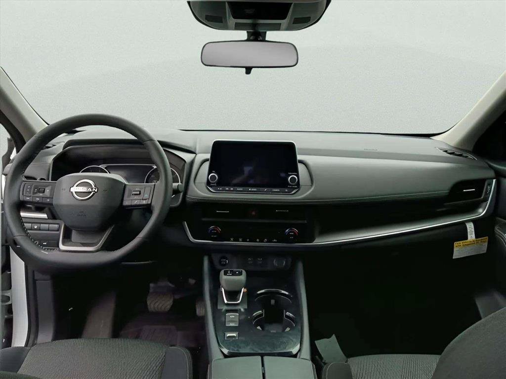 Used 2026 Nissan Rogue SV FWD image 7