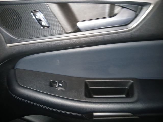 Used 2023 Ford Edge SEL w/ Sport Appearance Package image 49