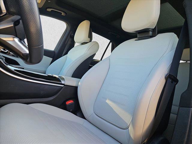Certified 2024 Mercedes-Benz GLC 300 4MATIC image 16