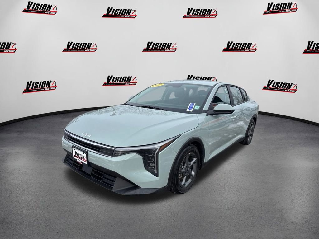 Used 2025 Kia K4 LXS