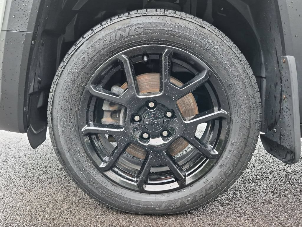 Used 2019 Jeep Renegade Altitude w/ Quick Order Package 22M AWD/4WD image 21