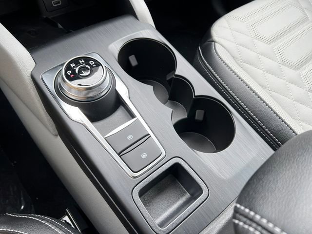 New 2024 Ford Escape SE w/ PHEV Premium Package image 26