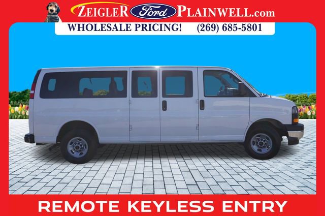 Used 2023 GMC Savana 3500 LT w/ LT Preferred Equipment Group image 6