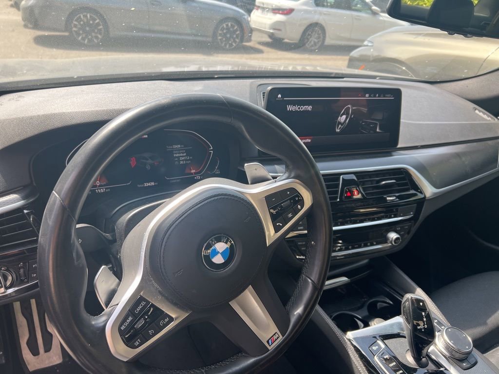 Used 2023 BMW 540i w/ M Sport Package image 17