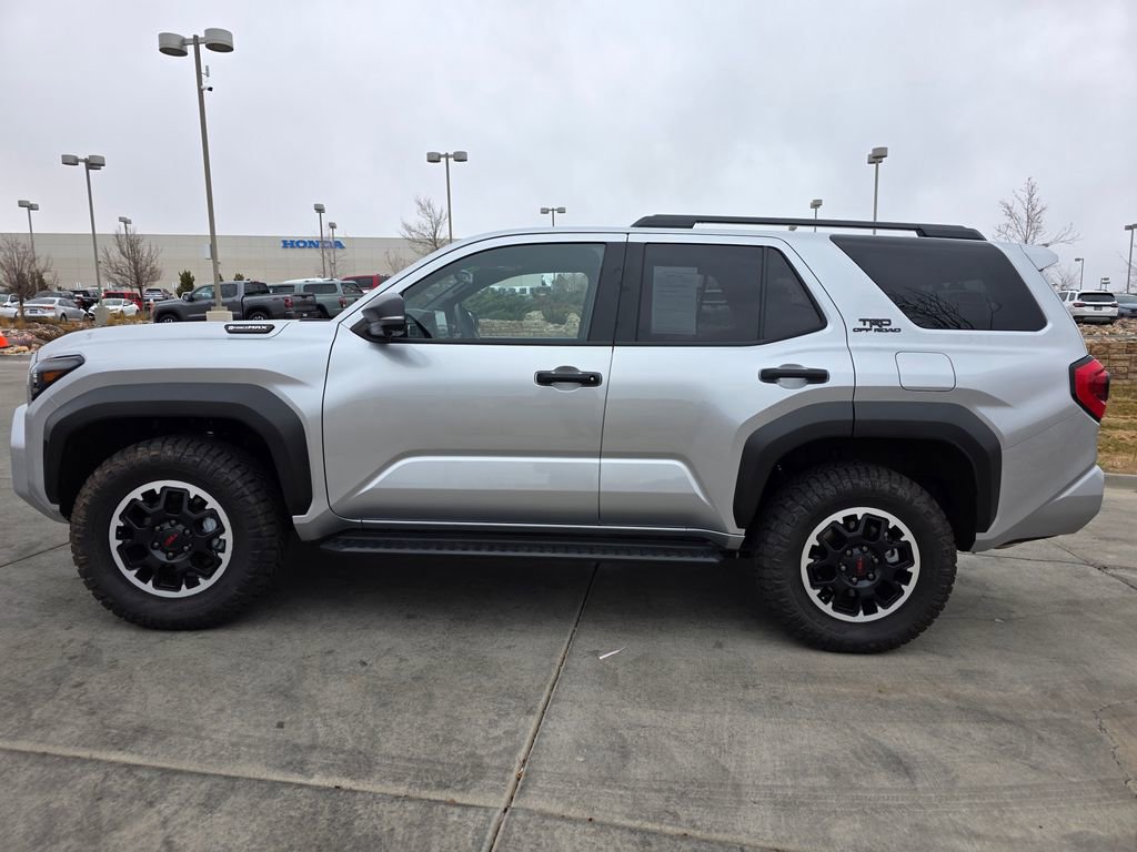 Used 2025 Toyota 4Runner TRD Off-Road Premium image 4