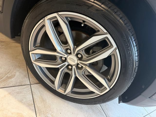 Used 2019 Cadillac XT4 Sport AWD/4WD image 3