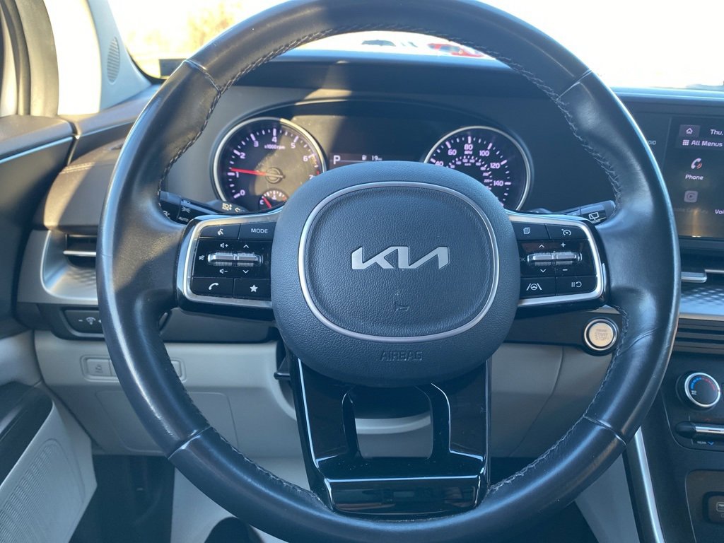 Certified 2022 Kia Carnival LX image 30