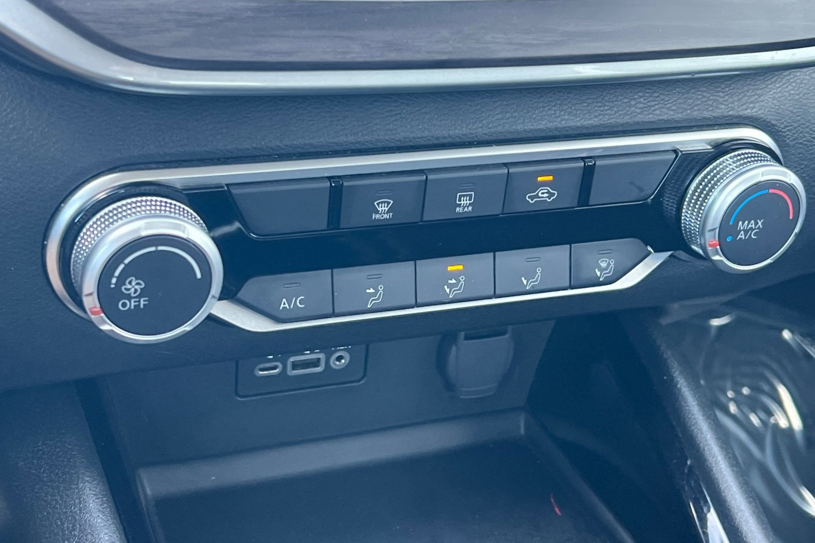 Used 2024 Nissan Altima 2.5 SV image 20