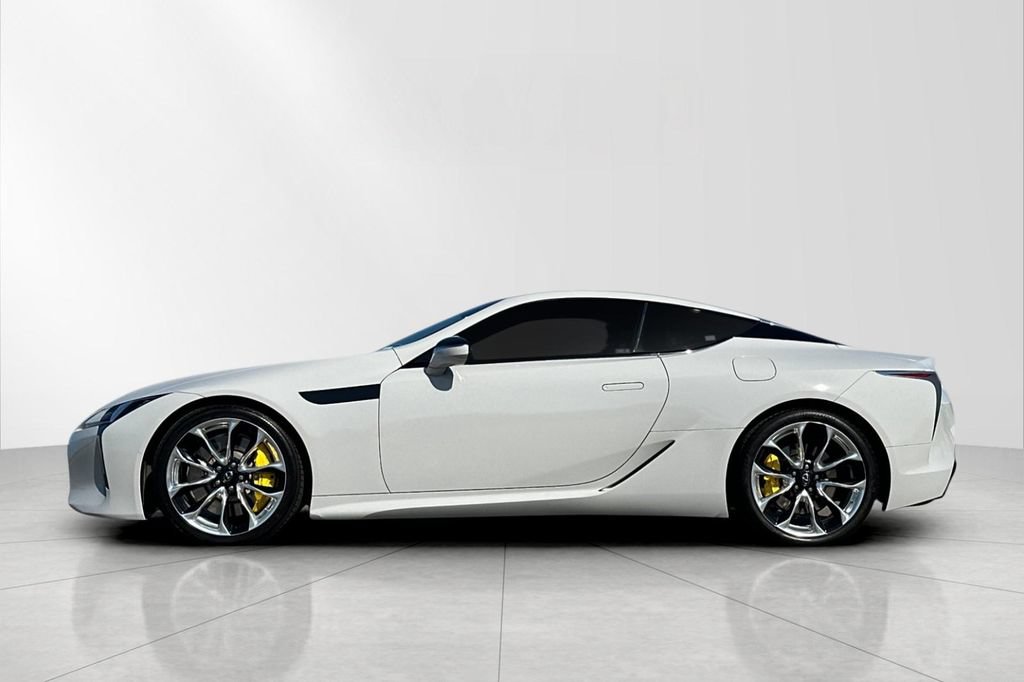 Used 2018 Lexus LC 500 Coupe w/ Touring Package RWD image 3
